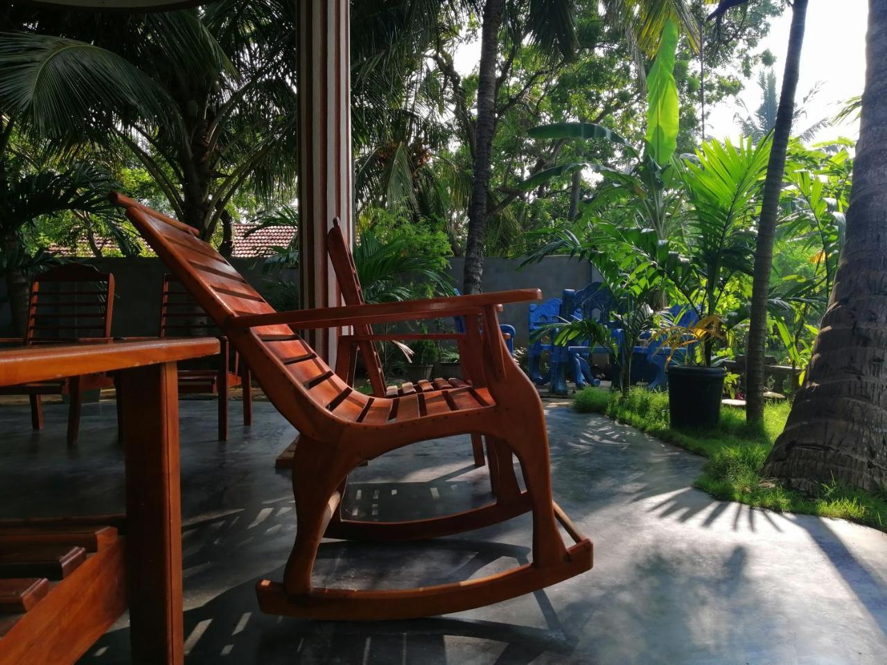 Viveka Guest And Yala Safari गेस्ट हाउस 2*